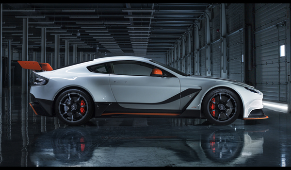 Aston Martin Vantage GT12 Special Edition 2015  lateral